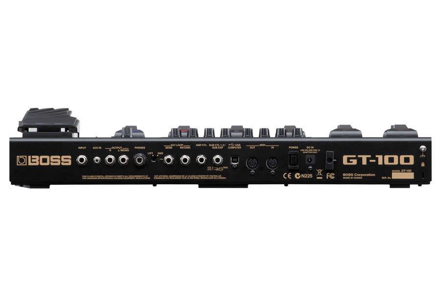 Boss GT-100 Multieffetto con modellazioni di amplificatori